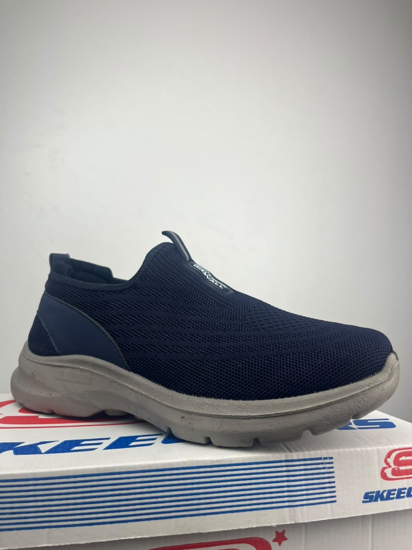 SKETCHERS FIT